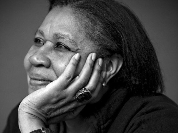 Jamaica Kincaid: “Bambina” da In fondo al fiume&nbsp;(Adelphi)