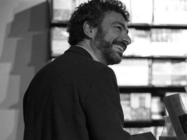 Massimo Polidoro con Cristina Marra a La Feltrinelli di Napoli Piazza dei Martiri per “Piero Angela – La meraviglia del tutto” (Mondadori), foto di Ciro&nbsp;Orlandini